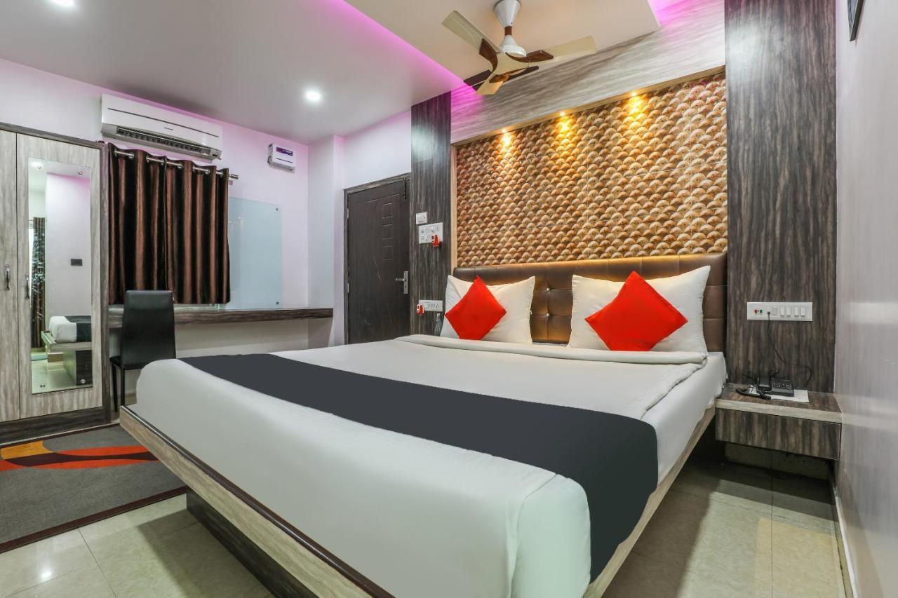 Oyo 14472 Brahmaputra Guest House Guváhátí Exteriér fotografie